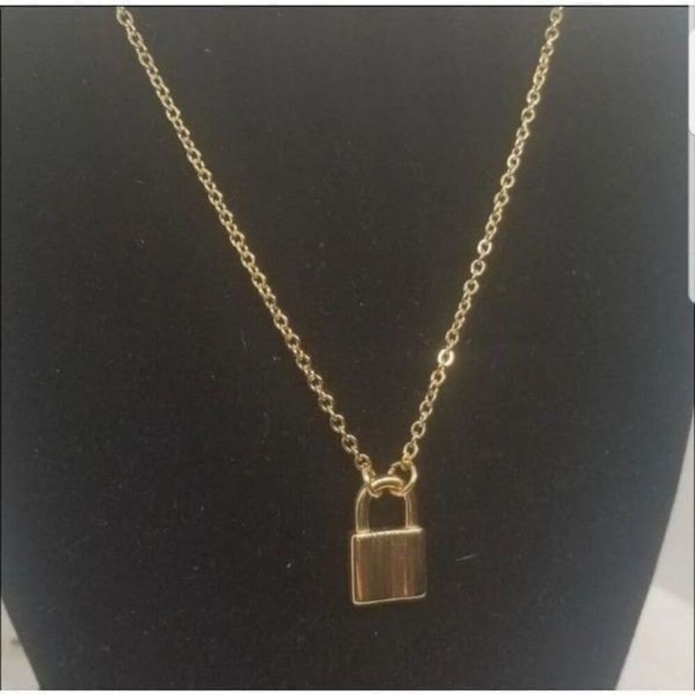 Stainless steel gold toned lock pendant chain necklace - Picture 2 of 5